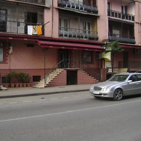 Guesthouse Melikishvili 57 Batumi Kültér fotó