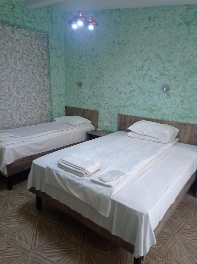 Guesthouse Melikishvili 57 Batumi Kültér fotó