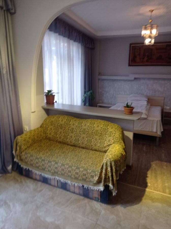 Guesthouse Melikishvili 57 Batumi Kültér fotó