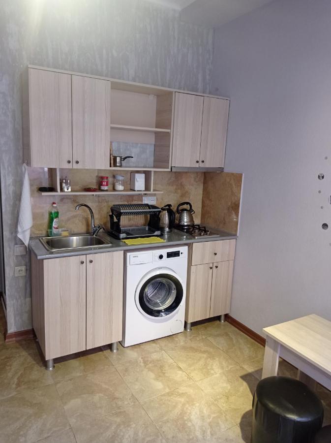 Guesthouse Melikishvili 57 Batumi Kültér fotó
