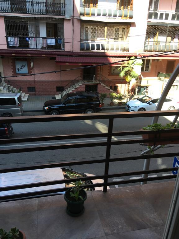 Guesthouse Melikishvili 57 Batumi Kültér fotó